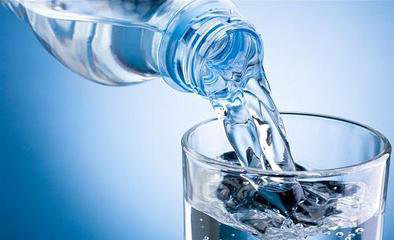 吃胃药后喝水