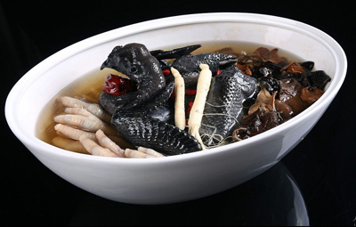 红参石斛竹丝鸡汤 养胃食物